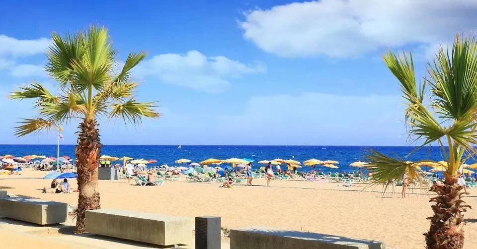 Duplex En Centro De Calella Apartment 0*,